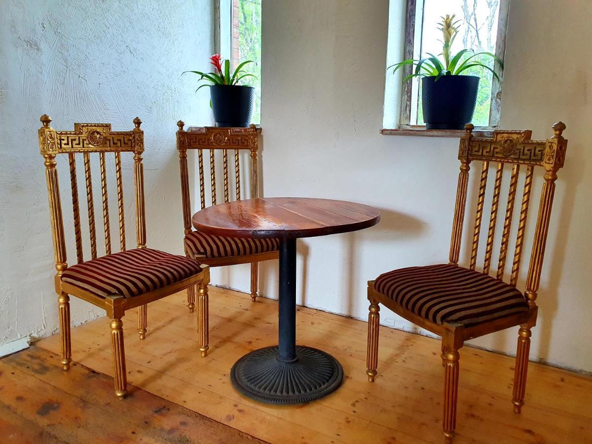 Butterfly House Apartment Pavilosta Ngoại thất bức ảnh