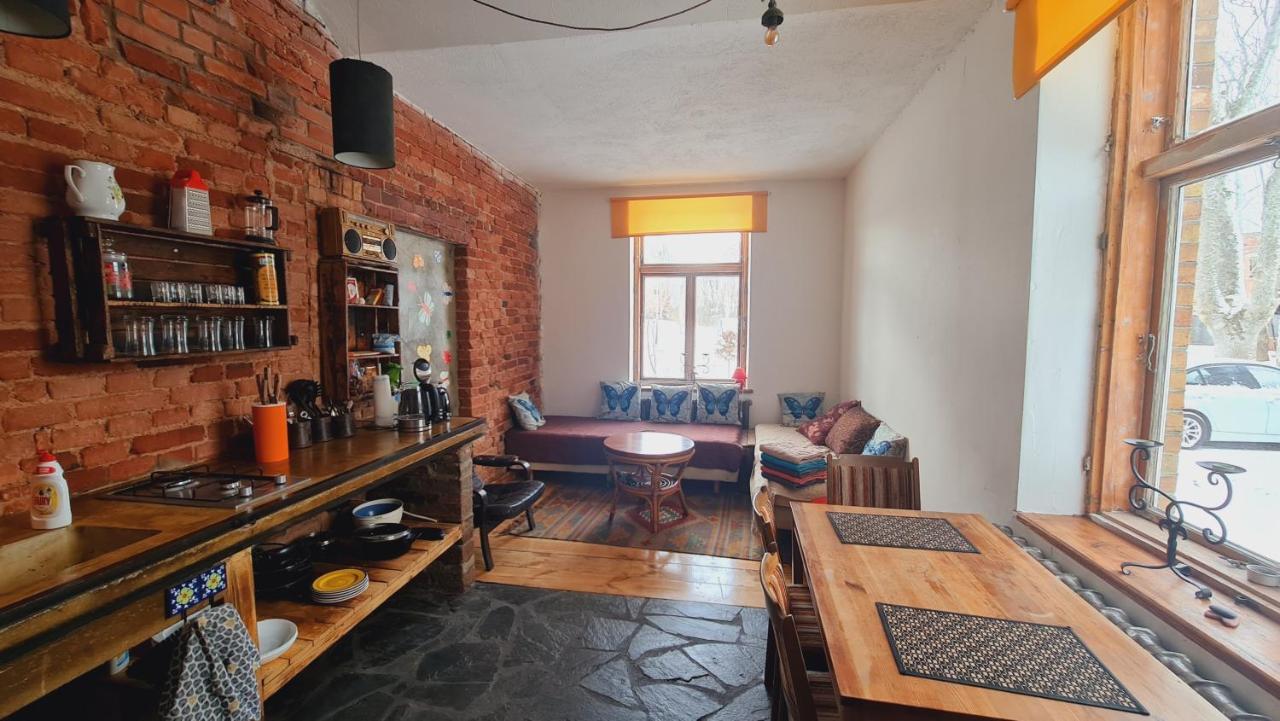 Butterfly House Apartment Pavilosta Ngoại thất bức ảnh