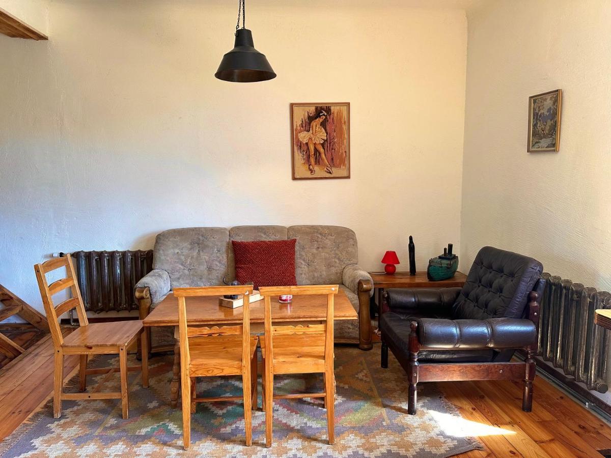Butterfly House Apartment Pavilosta Ngoại thất bức ảnh